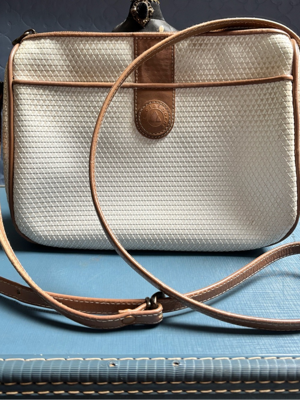 vintage Liz Claiborne crossbody purse